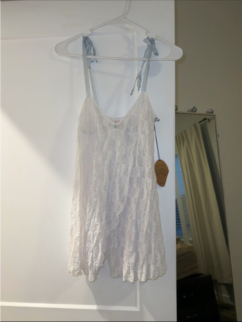 Only Hearts NWT Heart Lace Low Back Chemise - Picture 2 of 8